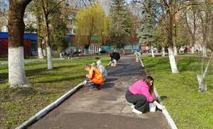 В Брянске в сквере «Ветеран» у цирка завершают работы по благоустройству