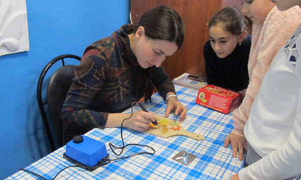 Карачевская детская школа искусств получила новое оборудование 