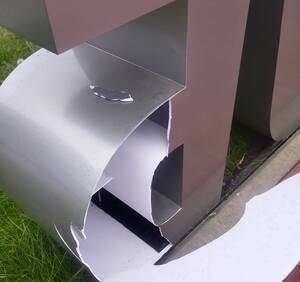 В Стародубе вандалы разгромили новую инсталляцию