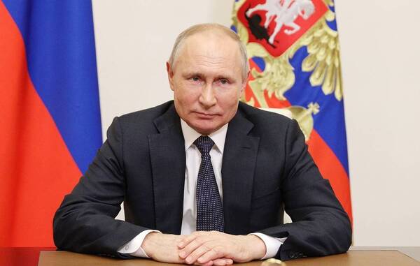 Брянская делегация выслушала выступление Путина на съезде ЕР