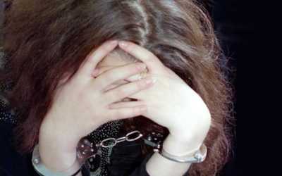 В Брянске 23-летняя девушка ограбила супермаркет