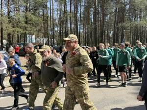 В Фокино прошёл «Забег памяти» с участием бойцов СВО и молодёжи