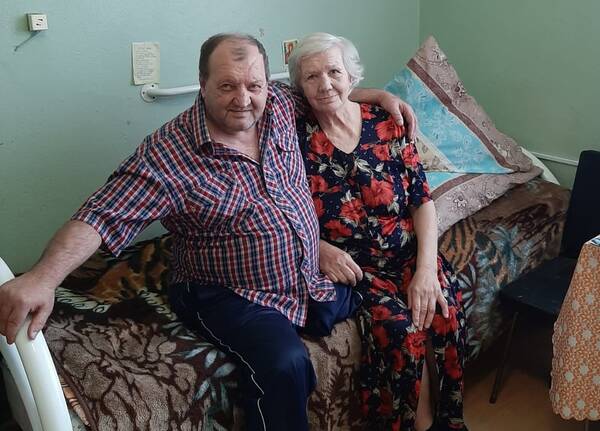 В брянском доме престарелых одинокие сердца находят счастье и любовь 