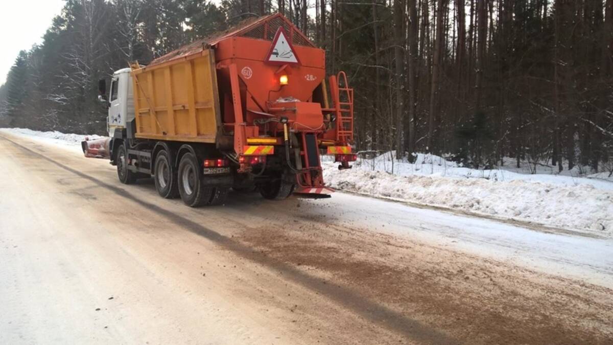 В Брянской области от снега очистили 2670 км дороги