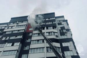 Из горящей многоэтажки на улице Грибачева эвакуировали 15 жильцов