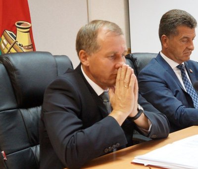 Мэр Брянска попросил чиновников отказаться от своих должностей