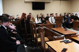Будущие юристы посетили Брянский областной суд