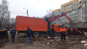 На Ромашина в Брянске убрали оставшуюся после гаражей свалку