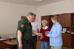 В Рогнединском районе родные погибших на СВО получили награды