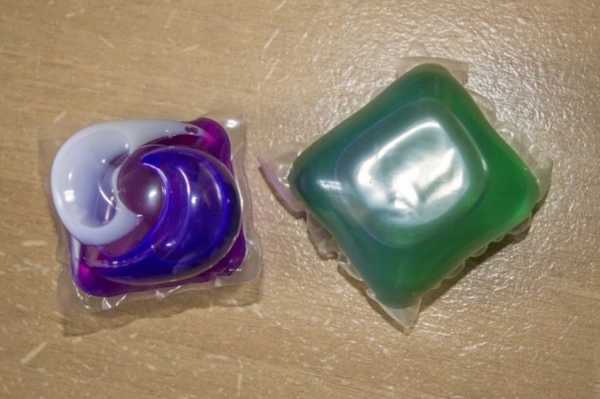 Перепутала с конфетами: в Омске женщина отравилась капсулами для стирки