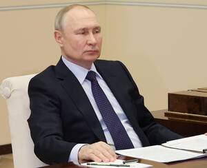 Путин подписал закон о реестре воинского учета и введении электронных повесток