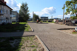 В Суземке продолжается благоустройство дворовых территорий