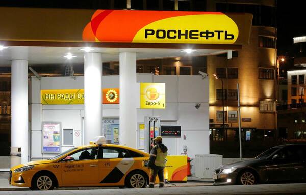 «Роснефть» и «Яндекс» внедряют бесконтактную оплату на АЗС сети в Брянске 