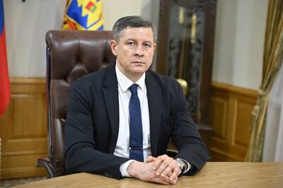 Егор Ковальчук поздравил брянских выпускников с Последним звонком