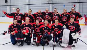 «Авангард-1986» выиграл новогодний хоккейный турнир в Климово