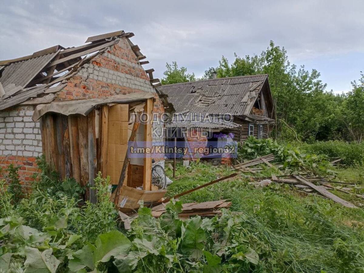 Клинцы обстрел сегодня. Клинцы Брянская область обстрел. Займище Брянская область Клинцовский район. Клинцы Займище обстрел.