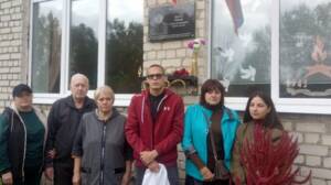 В Навлинской школе открыли мемориал в честь погибшего в СВО выпускника