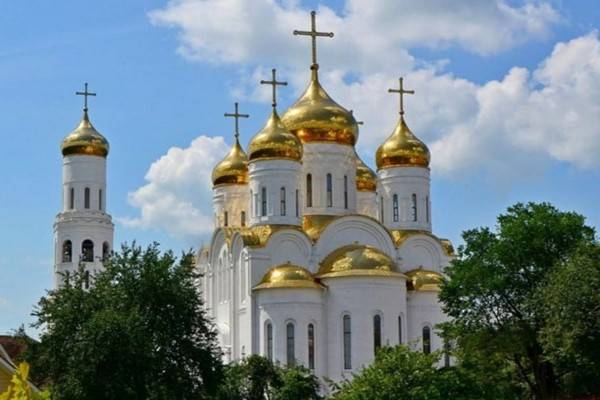 Панику из-за коронавируса прокомментировала епархия в Брянске