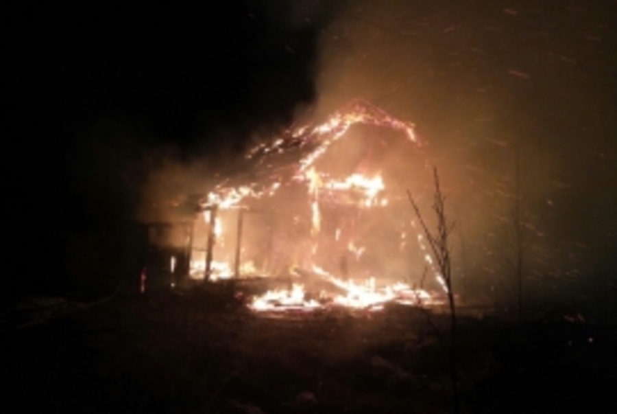 В Клетне дотла сгорел частный жилой дом