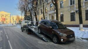 Госавтоинспекция Брянска эвакуировала машины за неправильную парковку