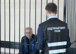 В Лопандино мужчина с ножом и топором устроил кошмар односельчанам