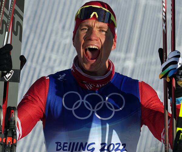 Брянский лыжник Большунов увеличивает отрыв от норвежцев