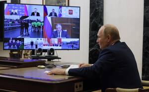 Владимир Путин поинтересовался условиями работы брянских дорожников