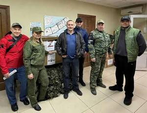Сотрудники брянского СК передали гуманитарную помощь бойцам в приграничье