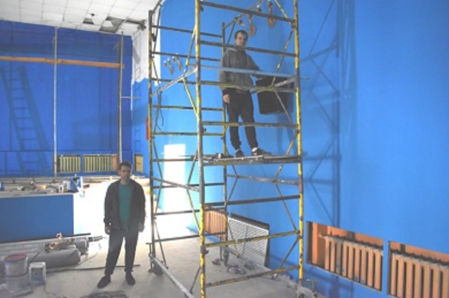 В Сураже Брянской области идет ремонт кинотеатра «Заря»