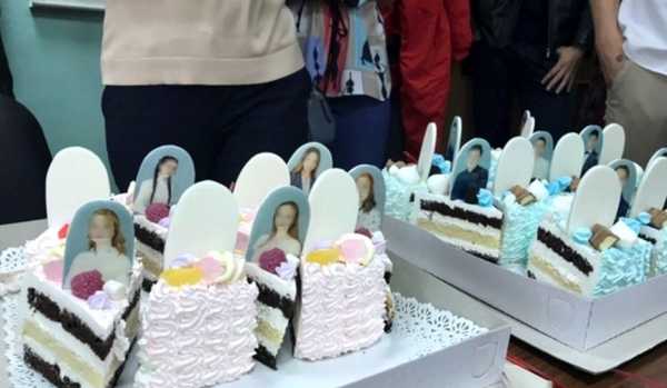 С этим не шутят: брянцы обсуждают торт «с надгробиями» для выпускников
