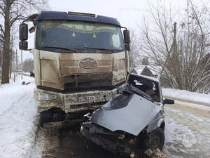 Дорожный ад продолжается: на брянских трассах разбились несколько автомобилей