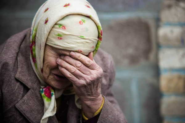 В Брянске дочь держит 88-летнюю мать взаперти в жутких условиях