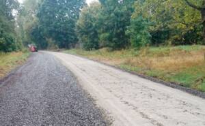 В Клинцовском районе ремонтируют дорогу с использованием новой технологии