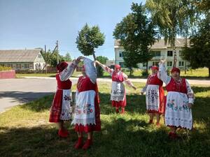 Клетнянская обходчица споёт во дворах избирателей