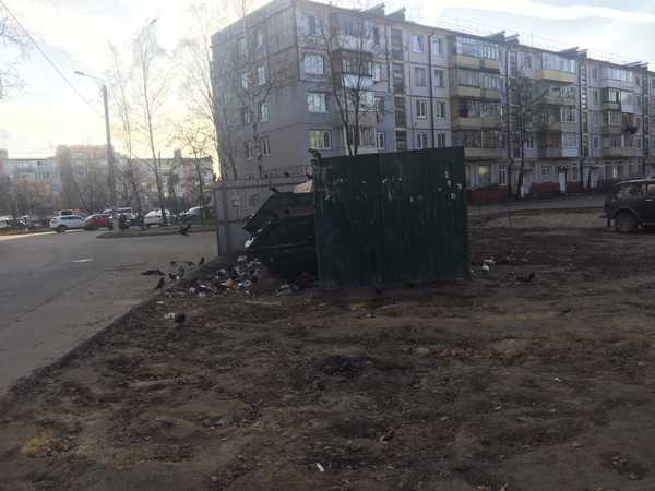 В Брянске улицу Орловскую избавили от мусорного апокалипсиса