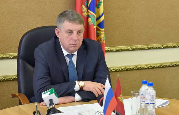 Брянский губернатор Александр Богомаз потребовал вернуть дольщикам квартиры