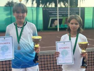 Брянский теннисист выиграл серебро в Абхазии